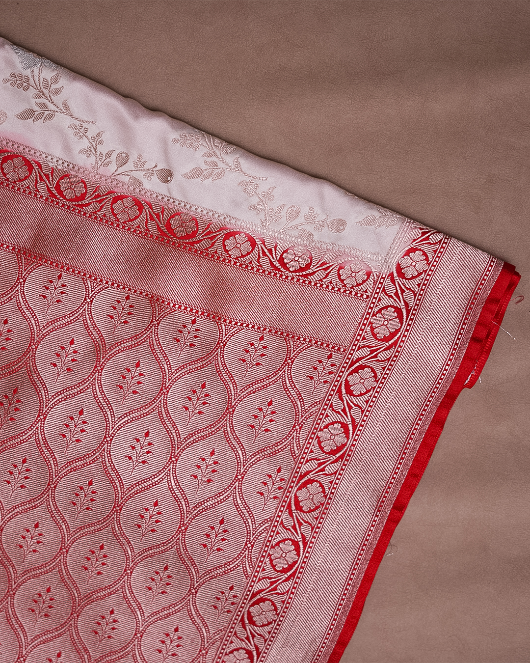 Ivory Blossom Banaras Mashru Saree - Image 2