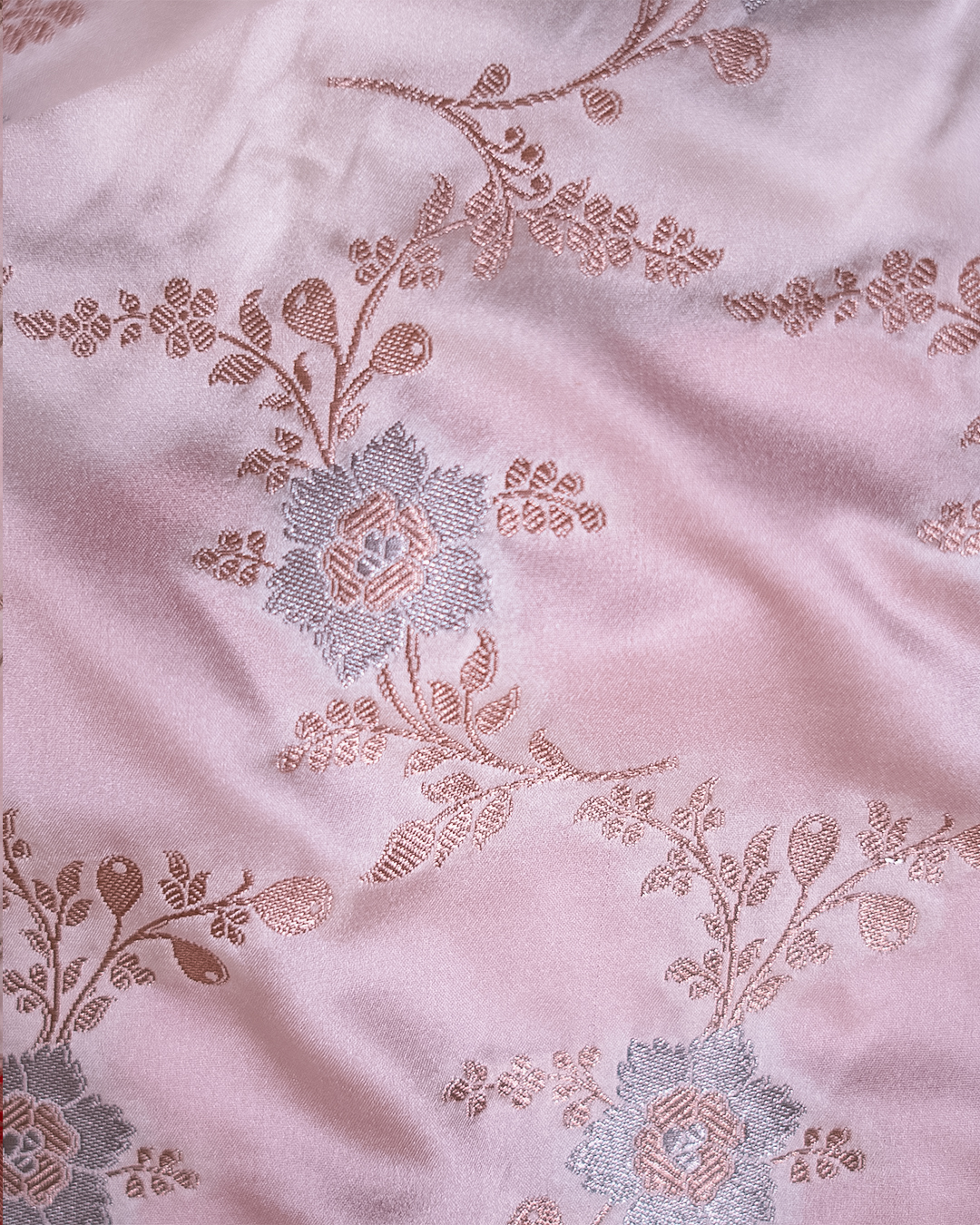Ivory Blossom Banaras Mashru Saree - Image 5