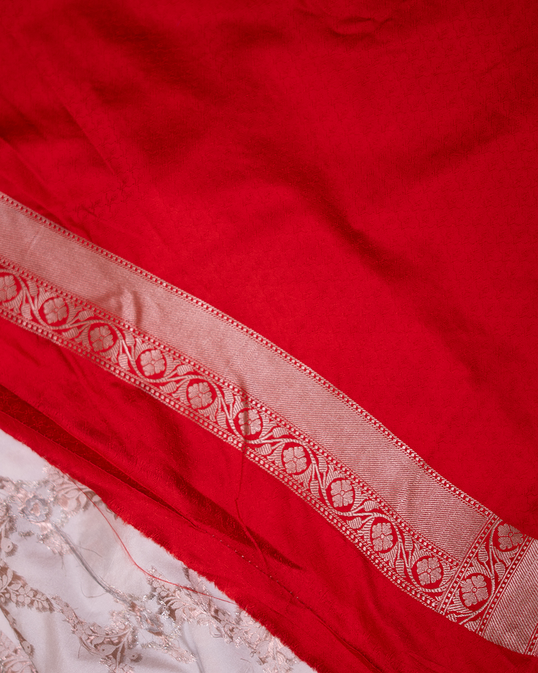 Ivory Blossom Banaras Mashru Saree - Image 6