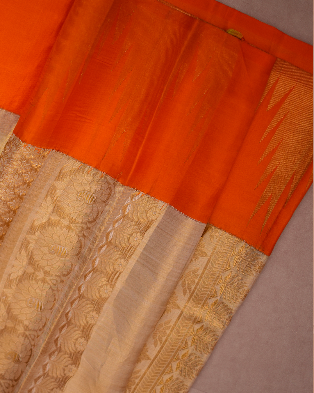 Suvarna Korvai Kancheevaram Silk Saree - Image 2
